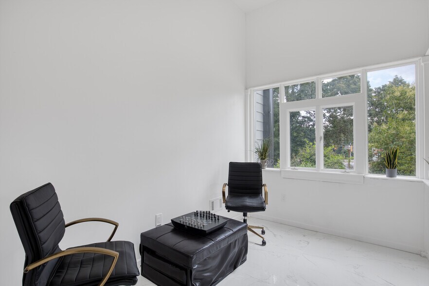 More Photos Of 235 Candler Rd SE, Atlanta Specialty For Sale