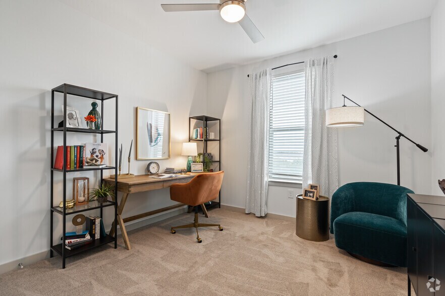 More Photos Of 234 E Mitchell Hammock Rd, Oviedo Apartments For Lease