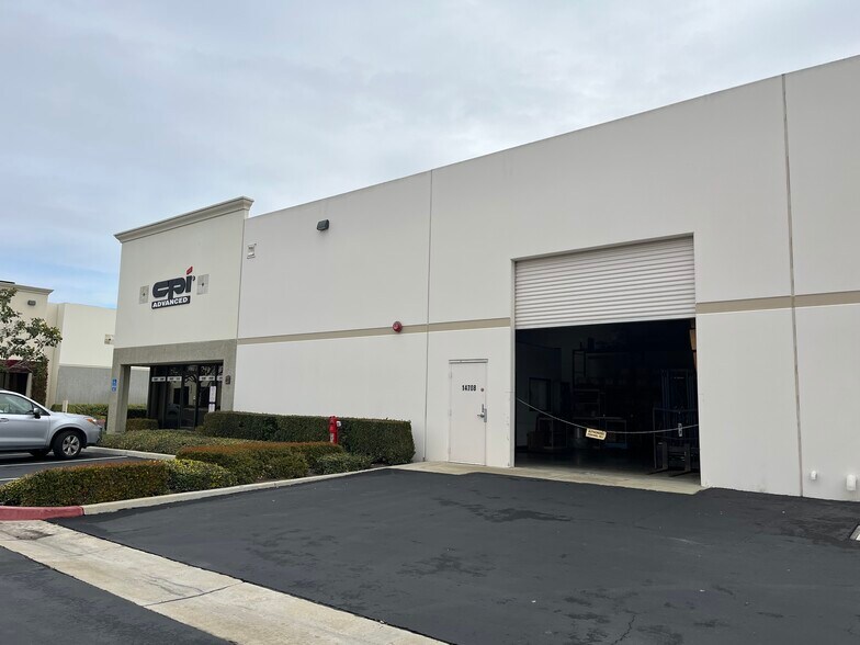 More Photos Of 14702-14738 Central Ave, Chino Warehouse For Lease