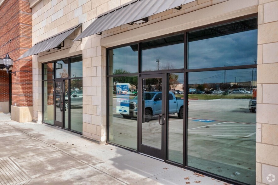 More Photos Of 205 E FM 544 Hwy, Murphy Unknown For Lease