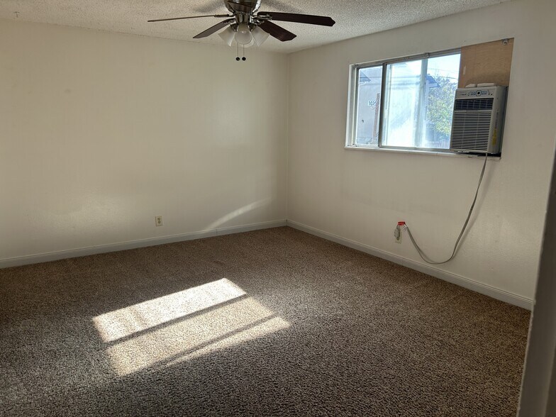 More Photos Of 370 La Rue Ave, Reno Apartments For Sale
