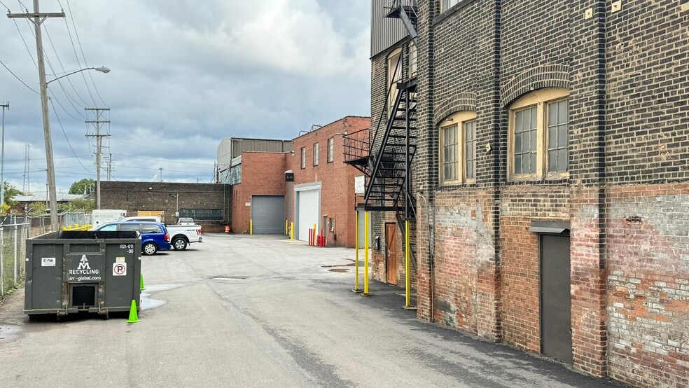 More Photos Of 5401 Hamilton Ave, Cleveland Warehouse For Lease