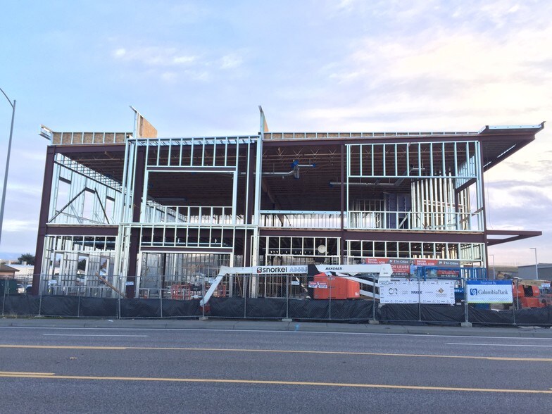 More Photos Of 7035 W Clearwater Ave, Kennewick Office For Lease