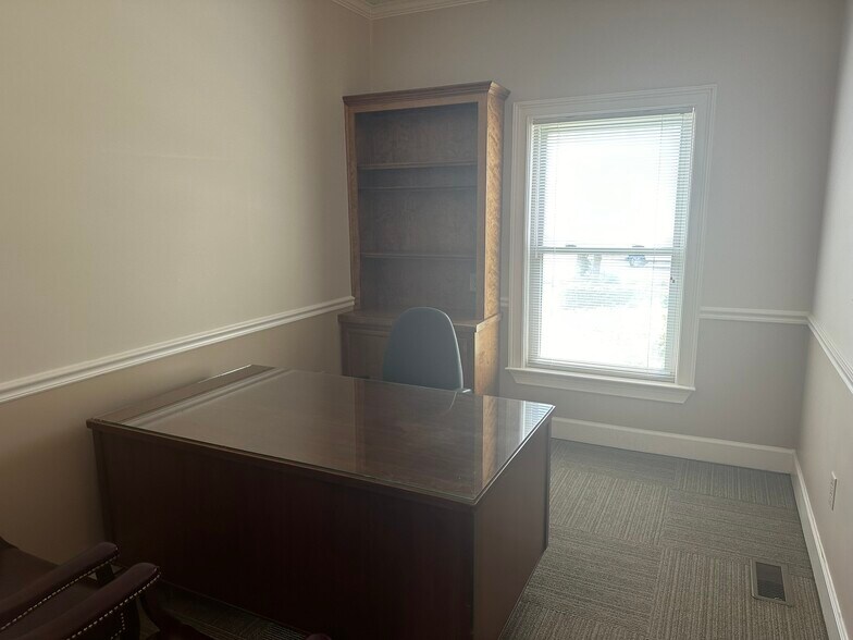More Photos Of 2601 Commons Blvd, Augusta Office For Lease