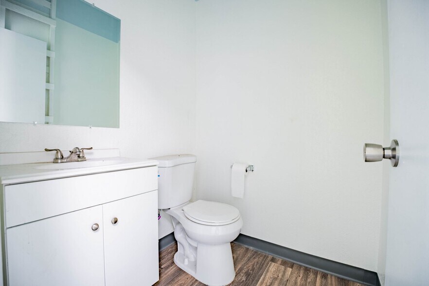 More Photos Of 5338 Vineland Ave, North Hollywood Restaurant For Lease