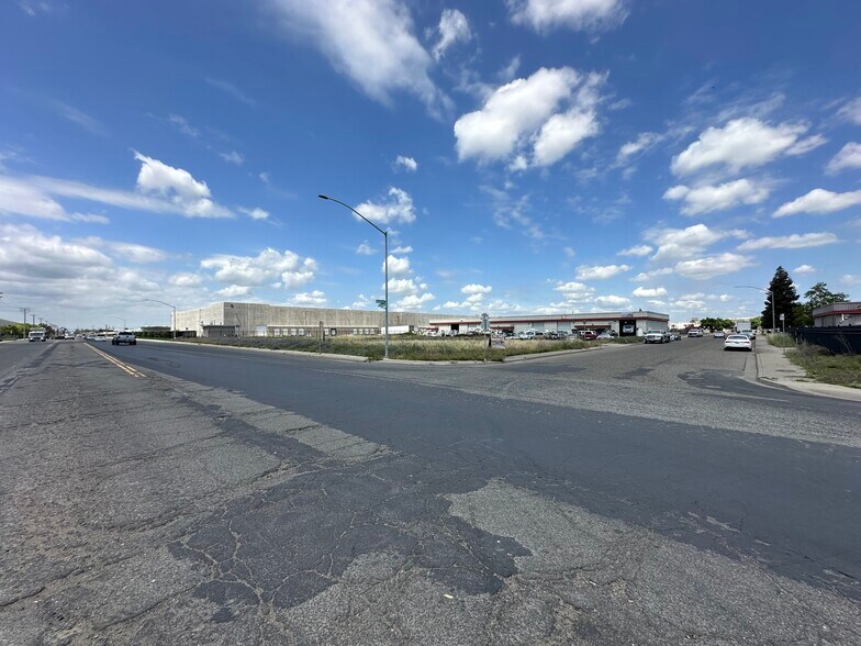 More Photos Of Whitmore Ave & Nickerson Dr, Modesto Land For Sale