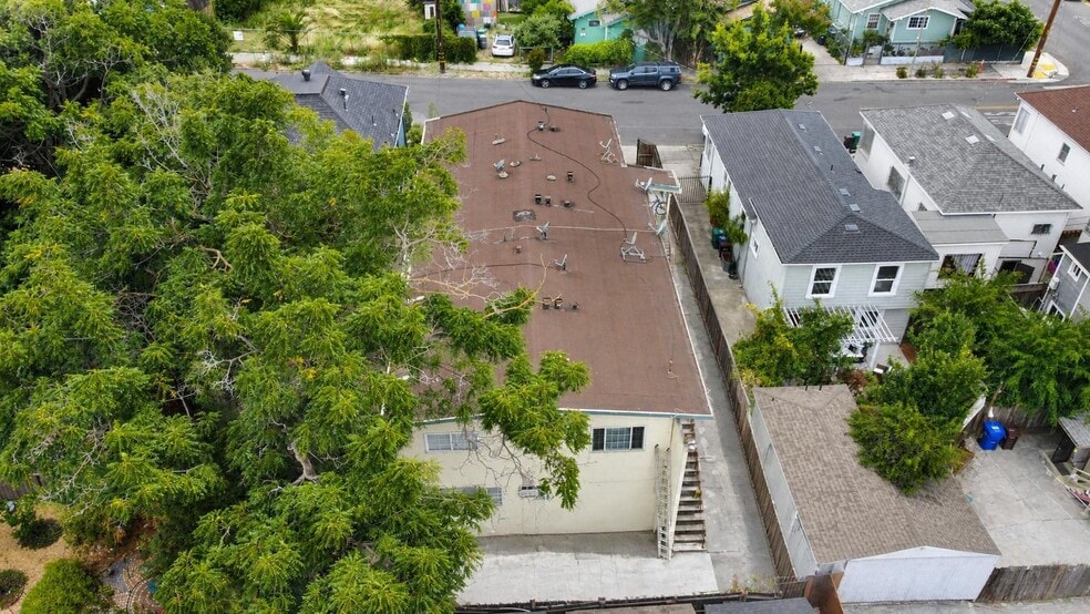 More Photos Of 1124 E 20th St, Oakland Apartments For Sale