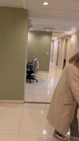 Primary Photo Of 820 Second Ave, New York Medical For Sale