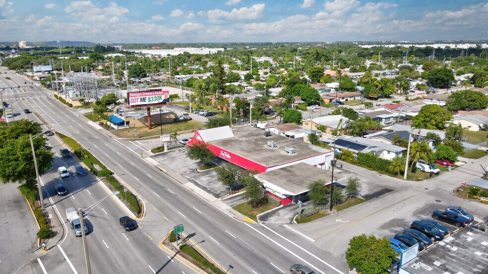 More Photos Of 1601 E Sample Rd, Pompano Beach Freestanding For Lease