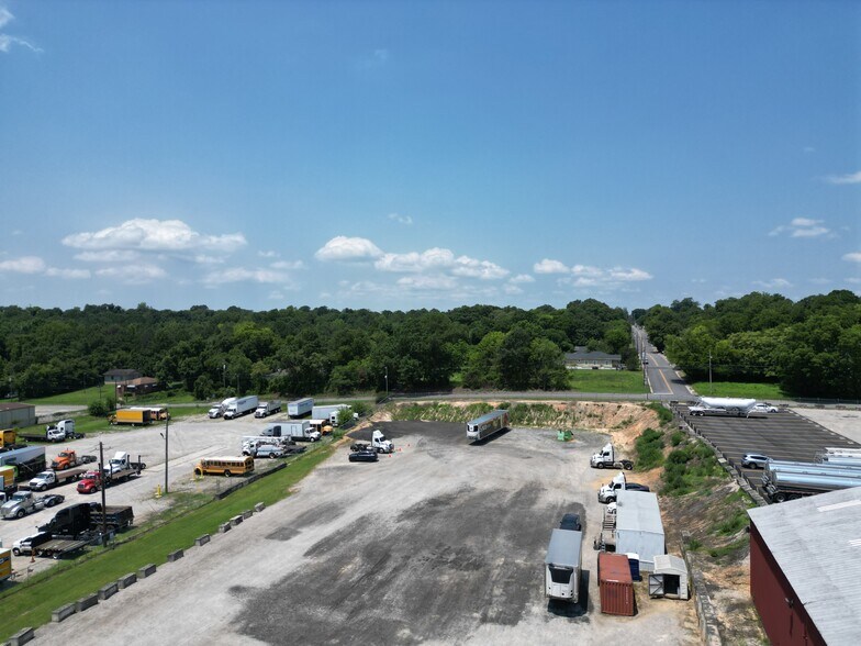 More Photos Of 2995 Broadway, Macon-Bibb Distribution For Sale