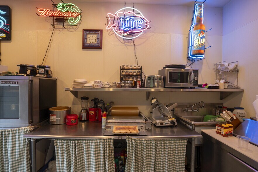 More Photos Of 20860 Hoko Ozette Rd, Clallam Bay Trailer Camper Park For Sale