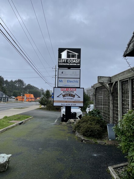 More Photos Of 3001 SW Highway 101, Lincoln City Warehouse For Lease