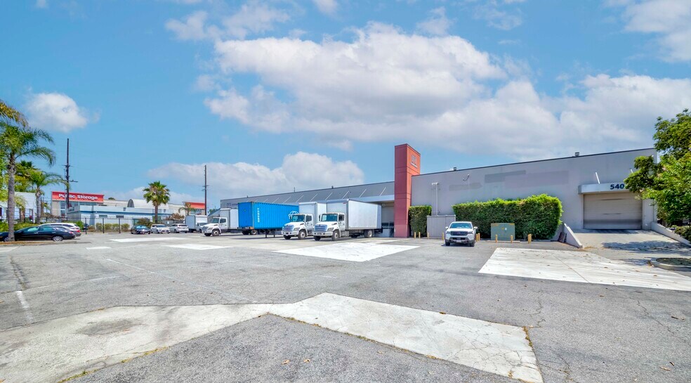 More Photos Of 530-540 E Alondra Blvd, Gardena Manufacturing For Lease
