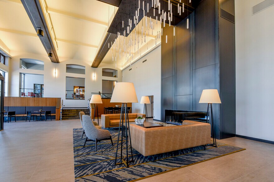 More Photos Of 275 Market St, Minneapolis Office For Lease