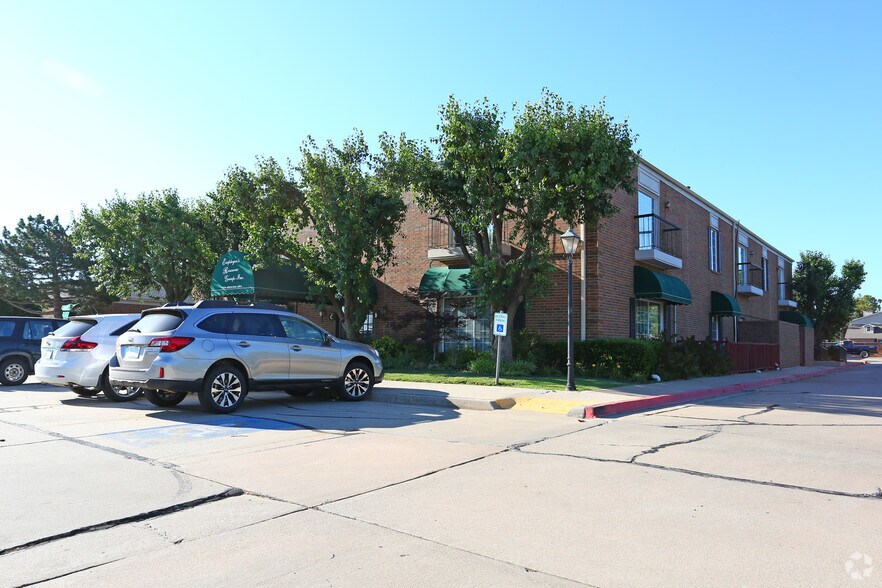 More Photos Of 3120 W Britton Rd, Oklahoma City Office For Lease