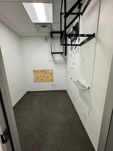 More Photos Of 6607 W Adams Ave, Temple Freestanding For Lease