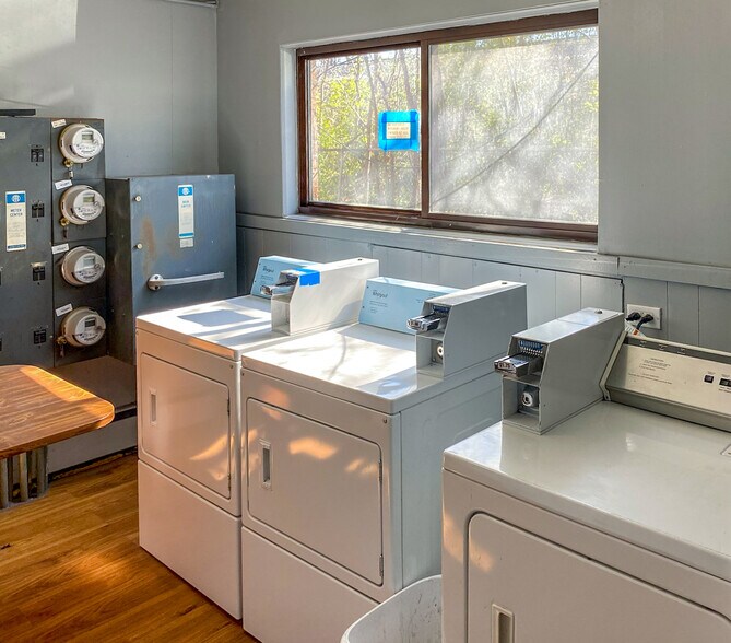 More Photos Of 949-953 E 86th St, Chicago Apartments For Sale