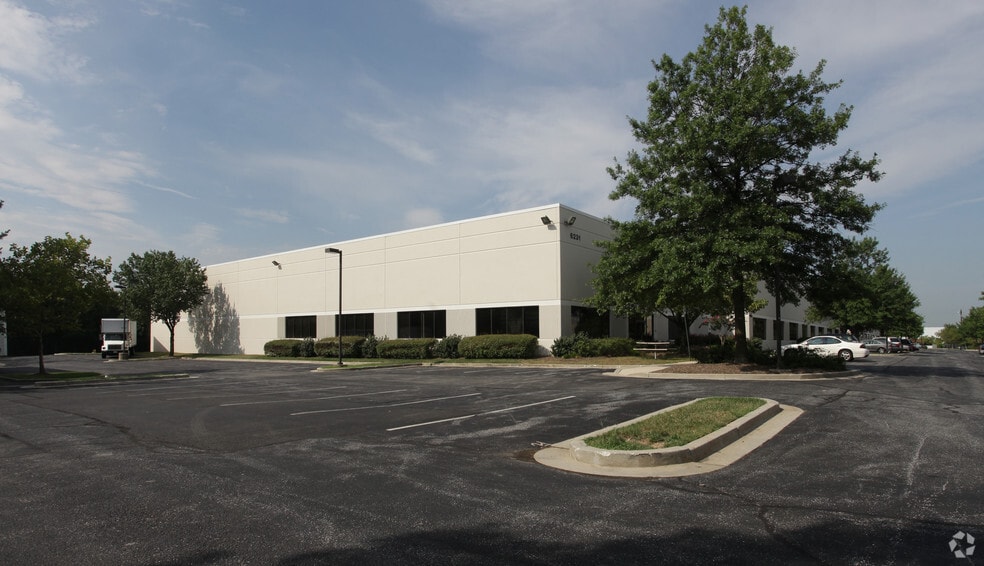 More Photos Of 6201 Columbia Park Rd, Landover Industrial For Sale