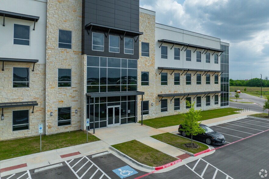 More Photos Of 220 Opportunity Blvd, San Marcos Medical For Lease