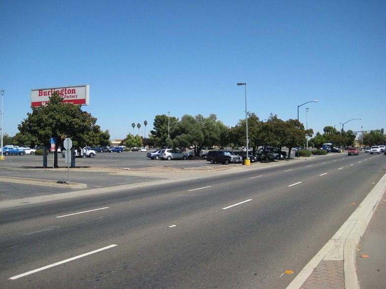 More Photos Of 5601 Florin Rd, Sacramento Land For Sale