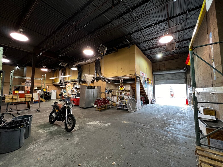 More Photos Of 54 Schuyler St, Belleville Warehouse For Sale
