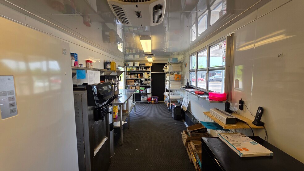 More Photos Of 108 Scenic 7 N Hwy, Ola Restaurant For Sale