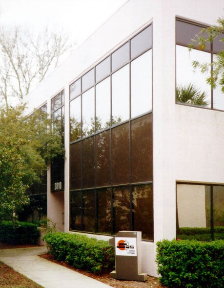 More Photos Of 3810 Gunn Hwy, Tampa Office For Sale