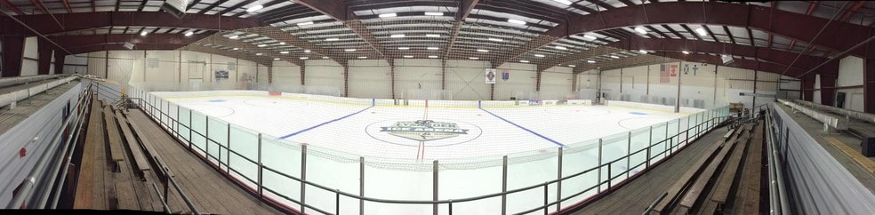 More Photos Of 2725 W Entry Rd, Baldwinsville Sports And Entertainment For Sale