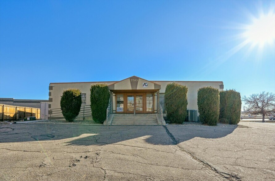 More Photos Of 7510 Sherman St, Denver Office For Sale