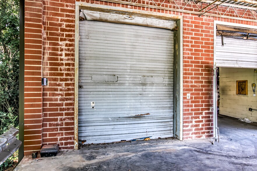 More Photos Of 1634 Olive Rd, Augusta Distribution For Sale