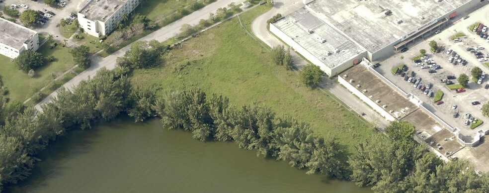 More Photos Of 27455 S Dixie Hwy, Homestead Land For Lease