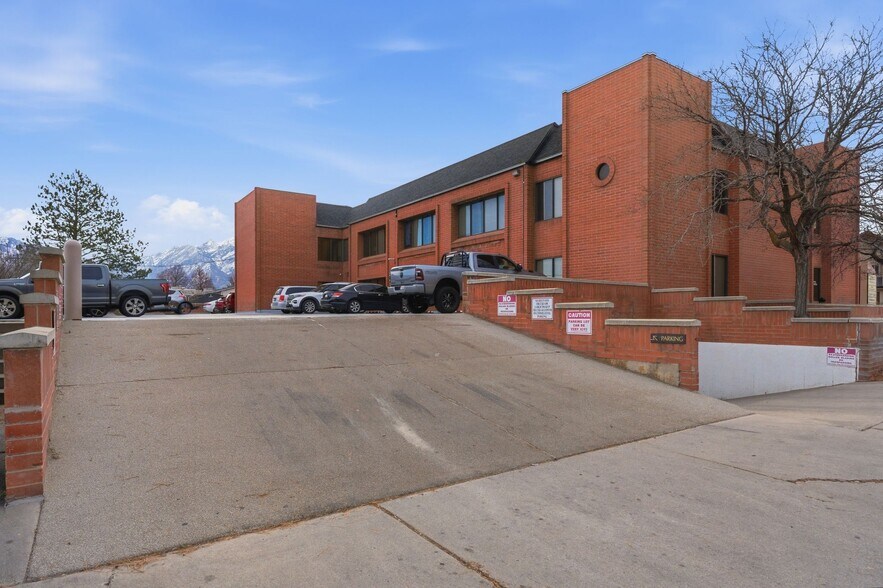 More Photos Of 201 E 5900 S, Murray Medical For Lease