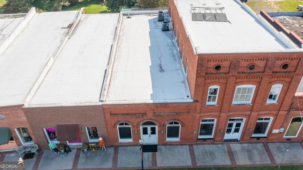 More Photos Of 20 Spring Rd, Molena Storefront For Sale