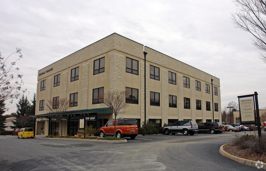 More Photos Of 684 Berkmar Cir, Charlottesville Office For Lease