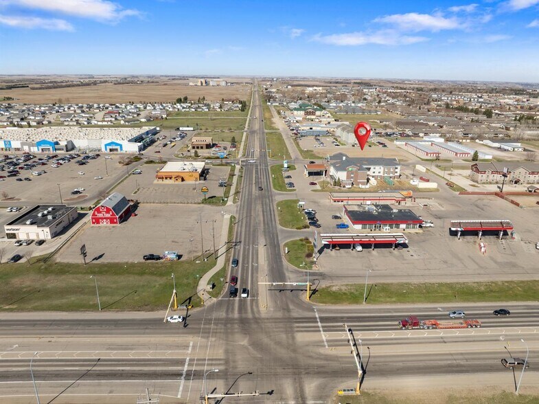 More Photos Of 400 37th Ave SW ave, Minot Land For Sale