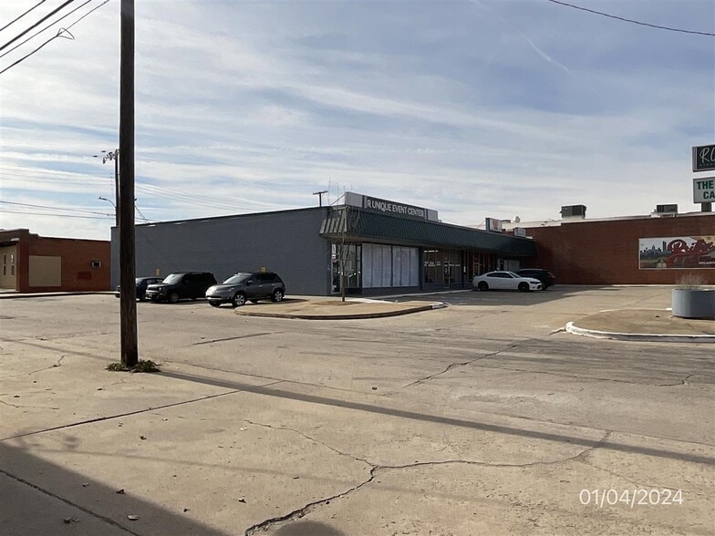 Primary Photo Of 900-908 W Britton Rd, Oklahoma City Unknown For Lease