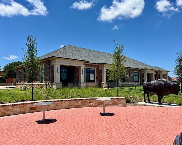 More Photos Of 7700 Preston Rd, Frisco Medical For Sale