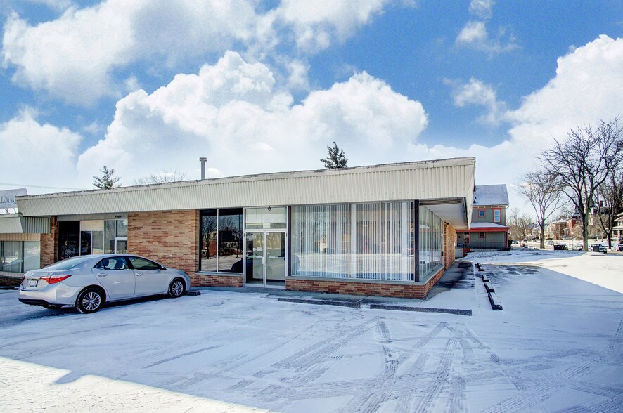 More Photos Of 1-19 E Pleasant St, Springfield Medical For Sale