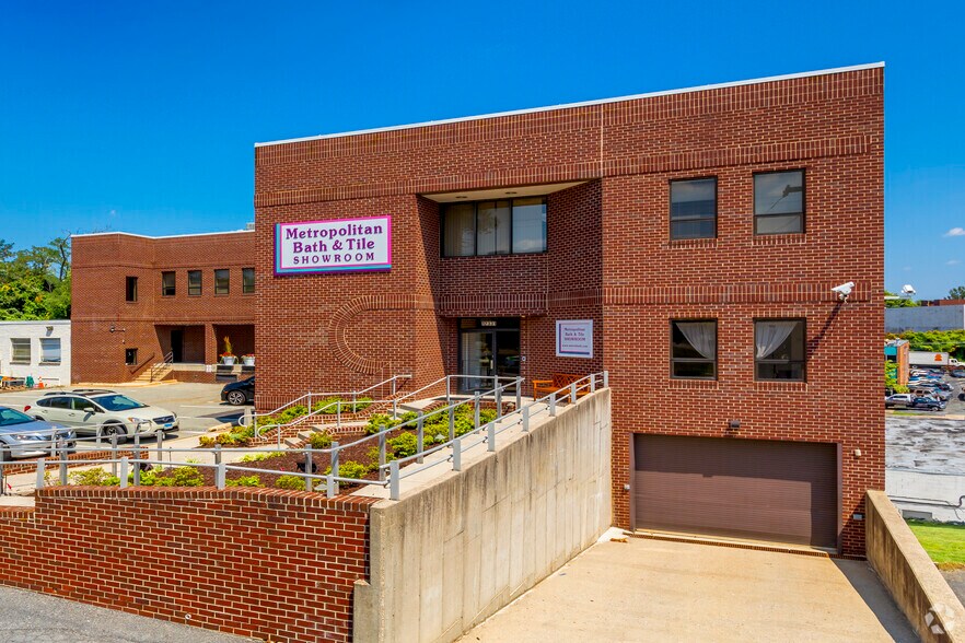 More Photos Of 12331 Carroll Ave, Rockville Flex For Lease