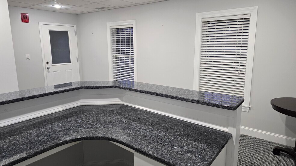 More Photos Of 80 Washington St, Norwell Office For Sale