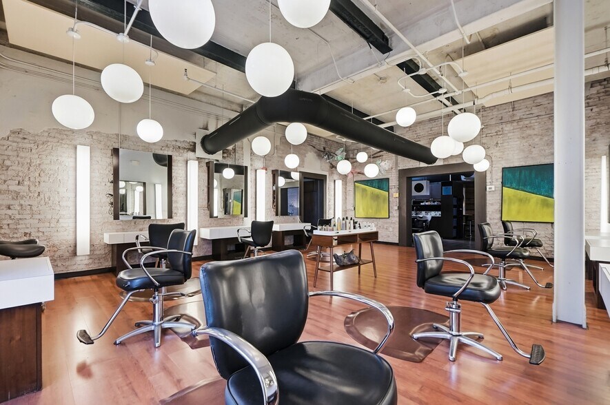 More Photos Of 1111 Central Ave, Charlotte Loft Creative Space For Sale