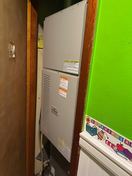 More Photos Of 2100 E Lambert Rd, La Habra Contractor Storage Yard For Sale