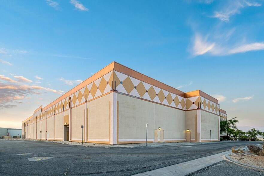 More Photos Of 72777 Dinah Shore Dr, Rancho Mirage Movie Theatre For Sale