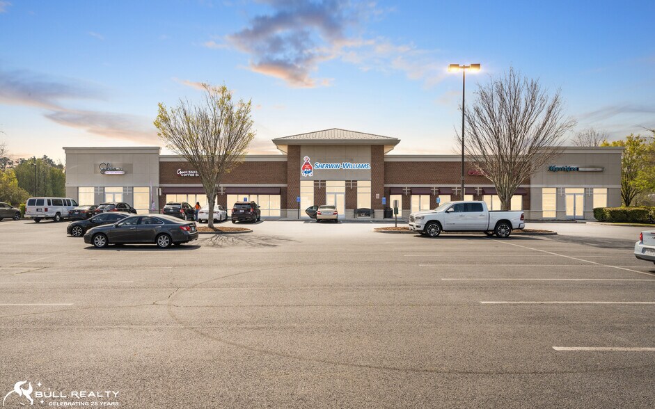 More Photos Of 141 Hillcrest Pky, Chesapeake Freestanding For Lease
