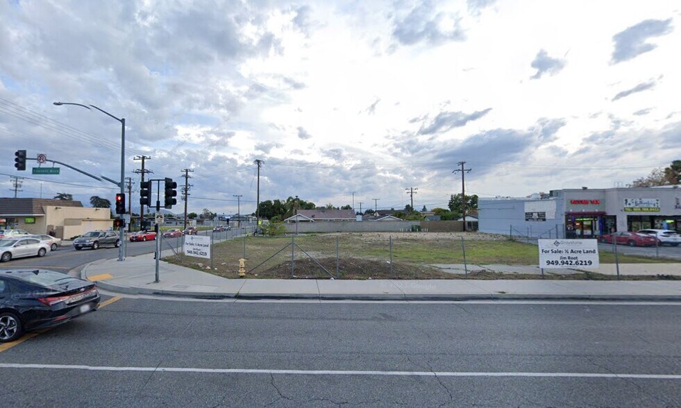 More Photos Of 305 Foothill Blvd, Rialto Land For Lease