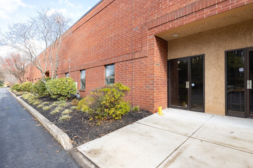 More Photos Of 640 Snyder Ave, West Chester Warehouse For Sale