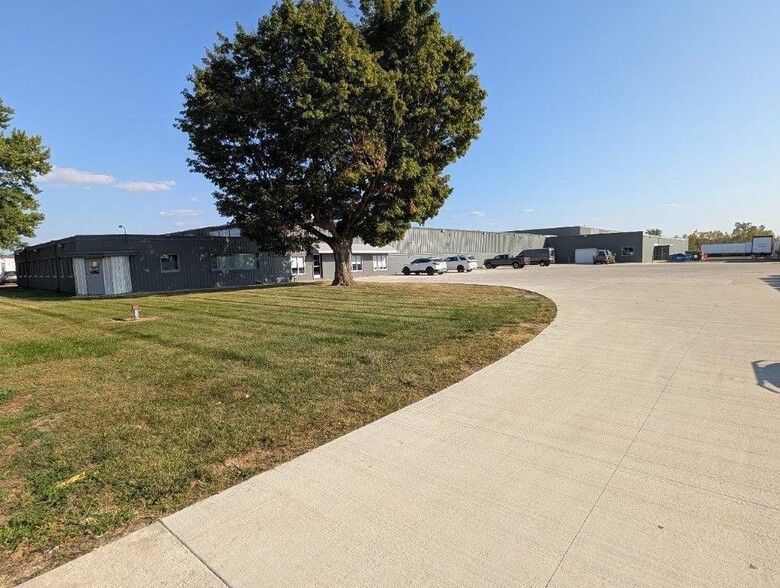 Primary Photo Of 3700 E Milham Ave, Portage Distribution For Lease