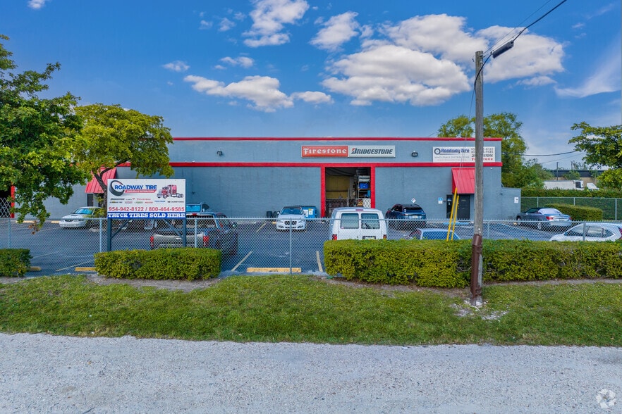More Photos Of 1301 SW 2nd St, Pompano Beach Warehouse For Lease
