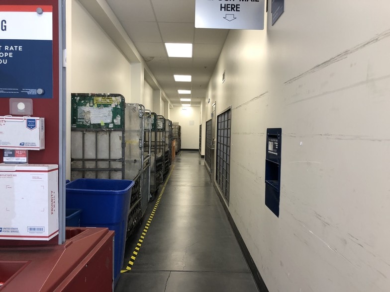 More Photos Of 329 Primrose Rd, Burlingame General Retail For Sale