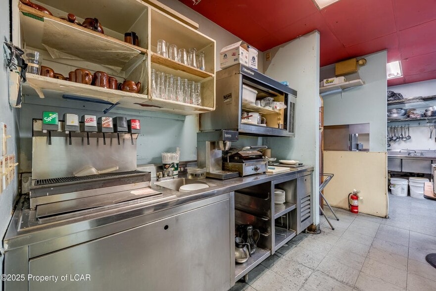 More Photos Of 1190 Sans Souci Pky, Hanover Township Restaurant For Sale